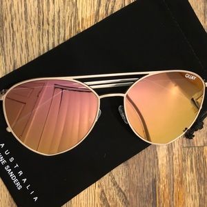 QUAY AUSTRALIA - Gold/ Pink in the style Indio.